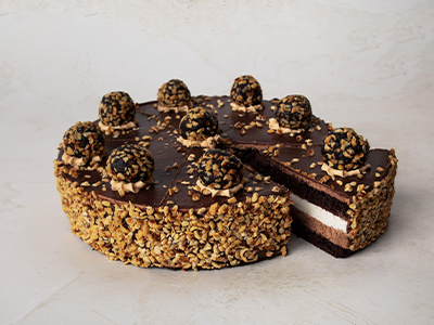 Leonardo Cake — Global Harrisons