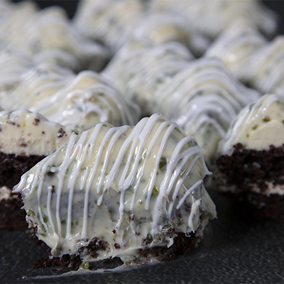 Pistachio Snickers — Global Harrisons