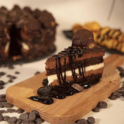 CHOCOLATE PREFITEROLE CAKE